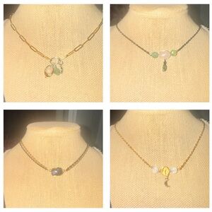 New necklace styles in show